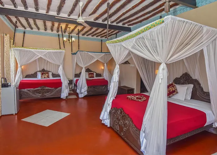 Tembo House Hotel